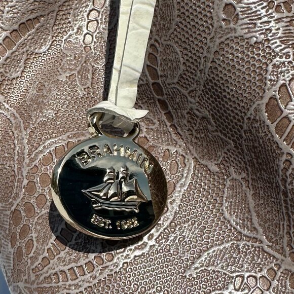 Brahmin Melinda Drawstring Floral Lace Bucket Bag Taupe Gray White Crossbody - Picture 14 of 16